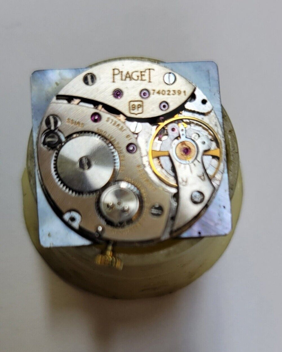 Unisex Piaget Protocole 26mm 18k Gold Van Cleef Arpel Dial 1970s Luxury RA301